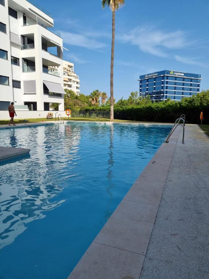 New Build Modern Ap 4 Min Walk To The Beach And Marbella Old Town Eksteriør billede
